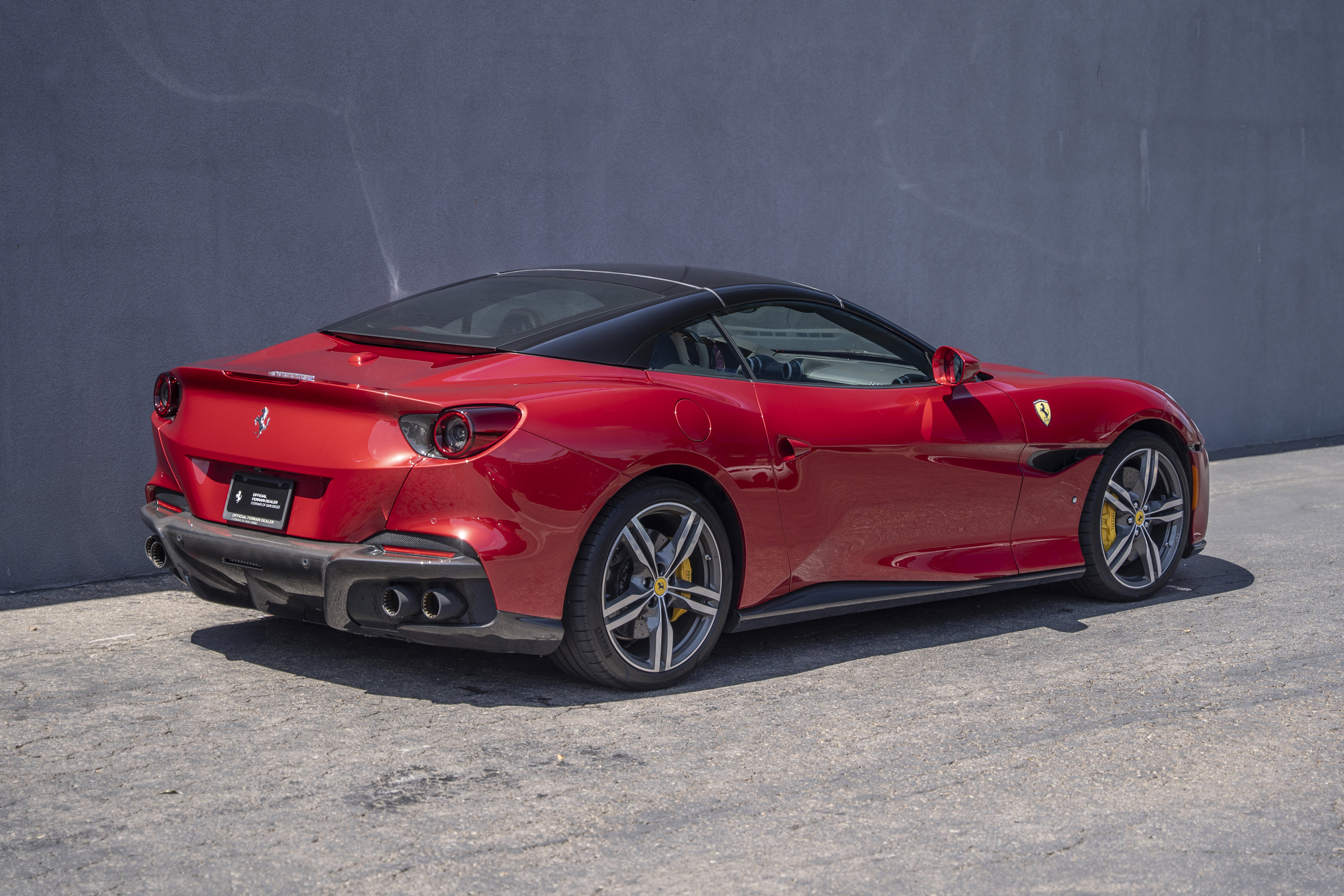 Used 2022 Ferrari Portofino M RWD image 9