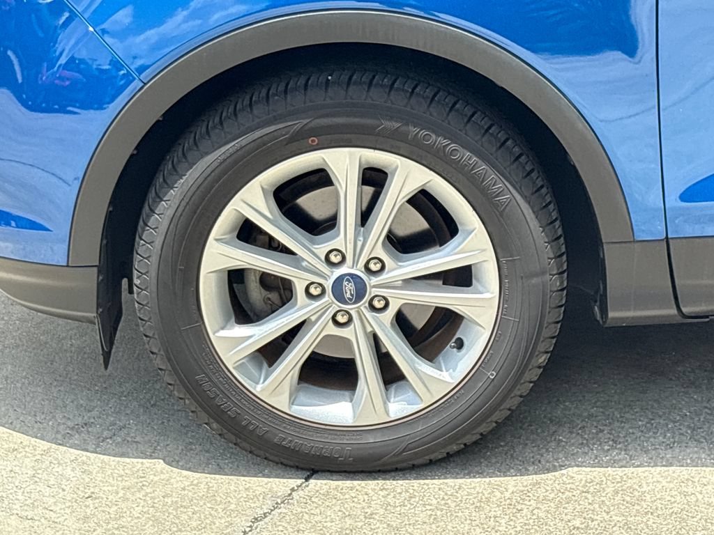 Used 2019 Ford Escape SEL FWD image 11