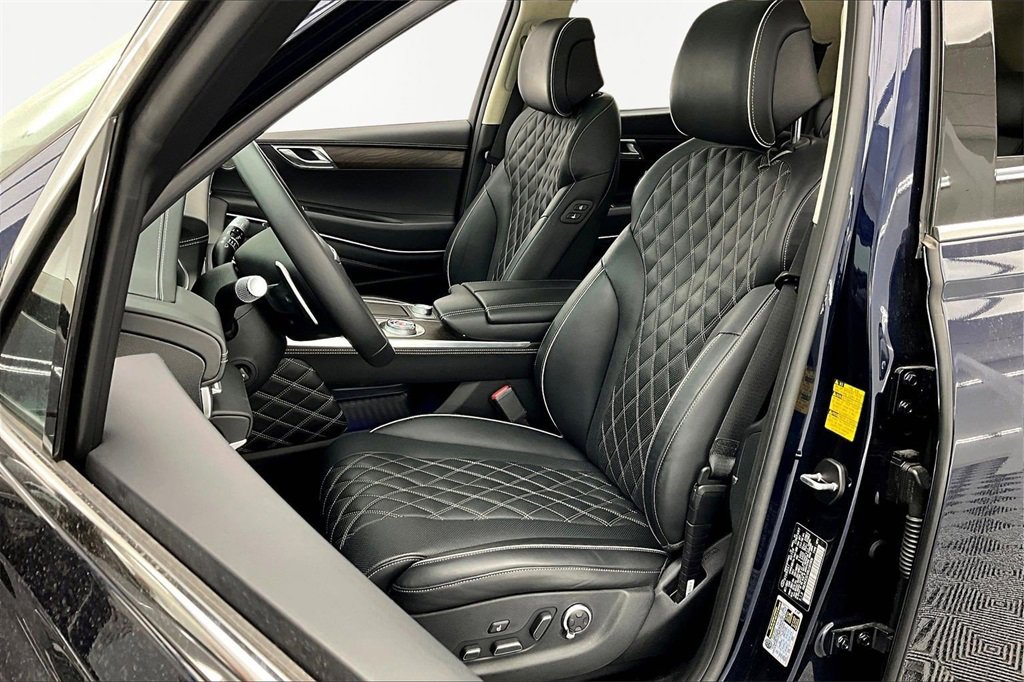 Used 2024 Genesis GV80 3.5T w/ Prestige Package image 25