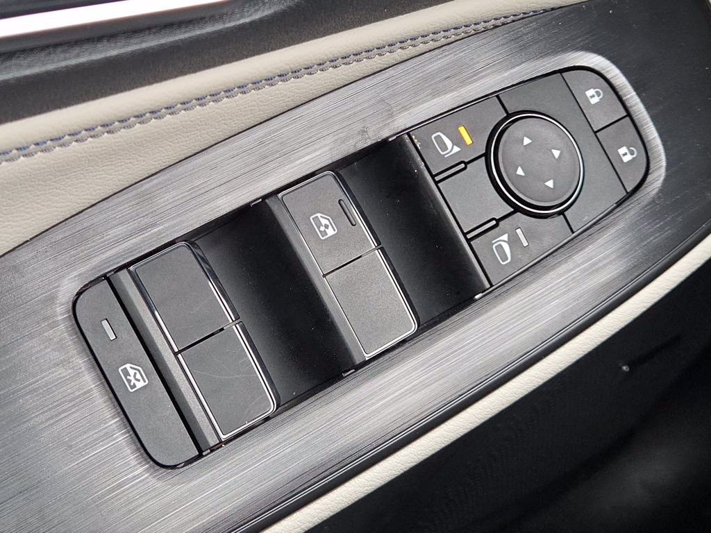 New 2026 Nissan Sentra SL w/ Floor Mat Package FWD image 25