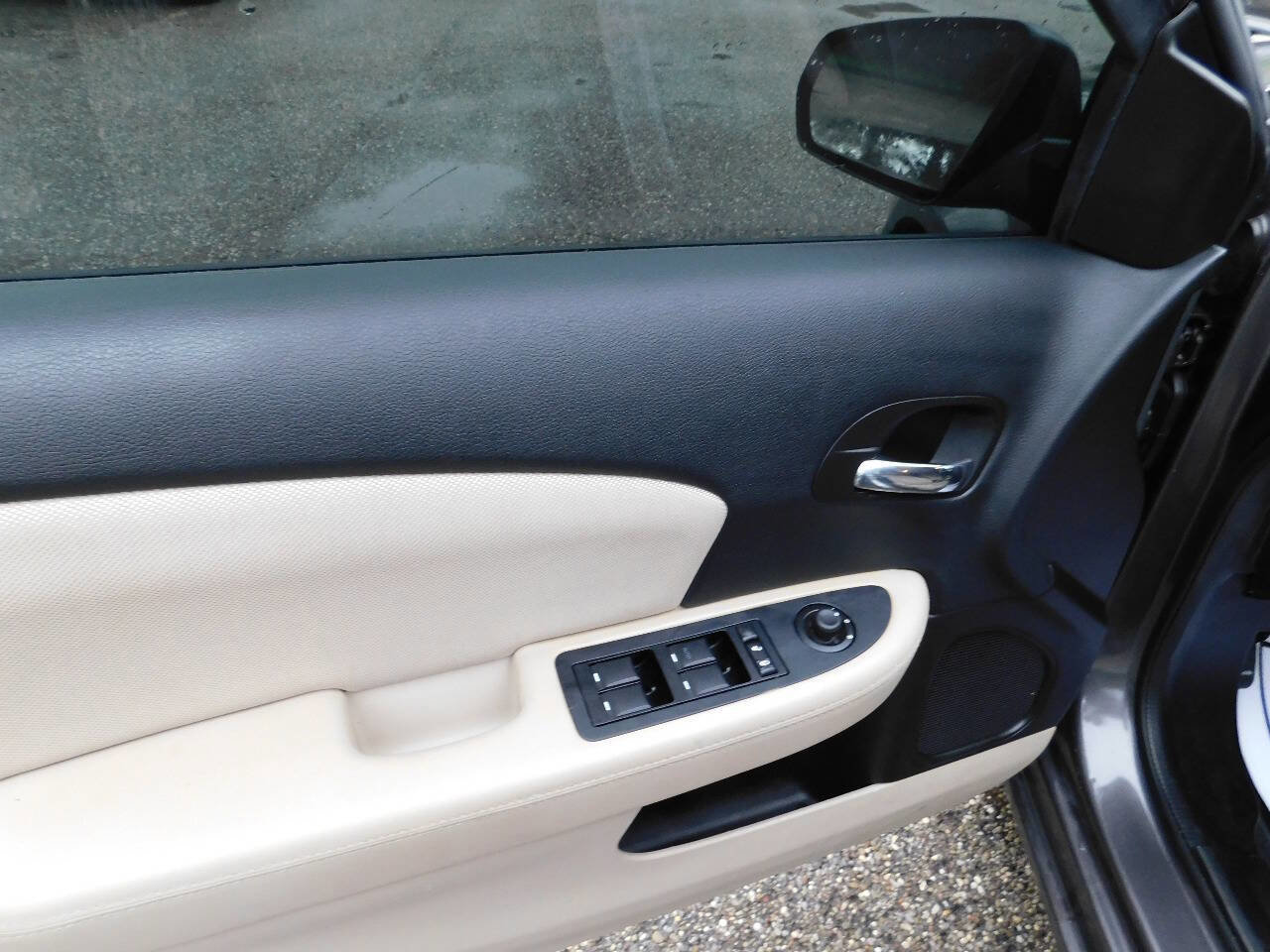 Used 2014 Dodge Avenger SE w/ Quick Order Package 27Z SE V6 FWD image 12