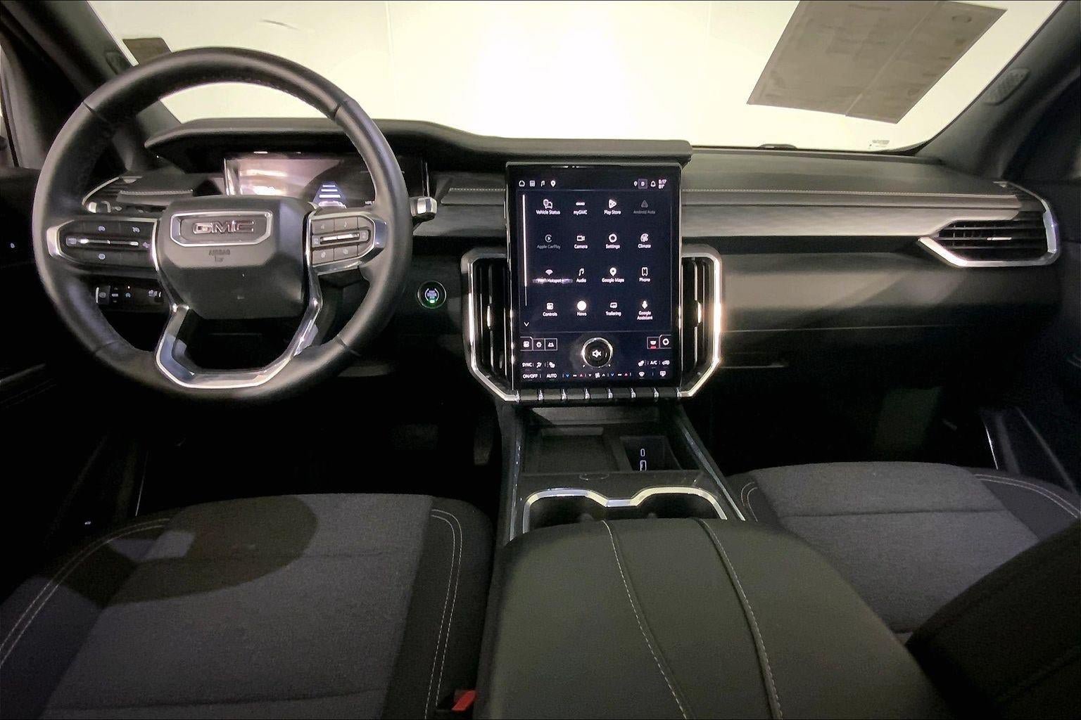 Used 2025 GMC Acadia Elevation FWD image 16
