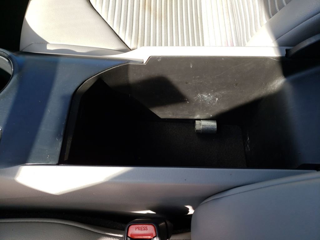 Used 2019 Toyota Camry SE w/ Convenience Package image 23