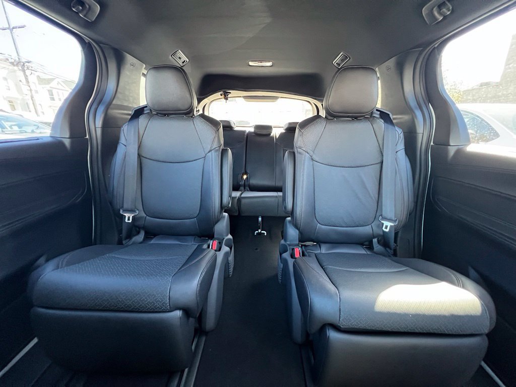 New 2026 Toyota Sienna Limited AWD/4WD image 13
