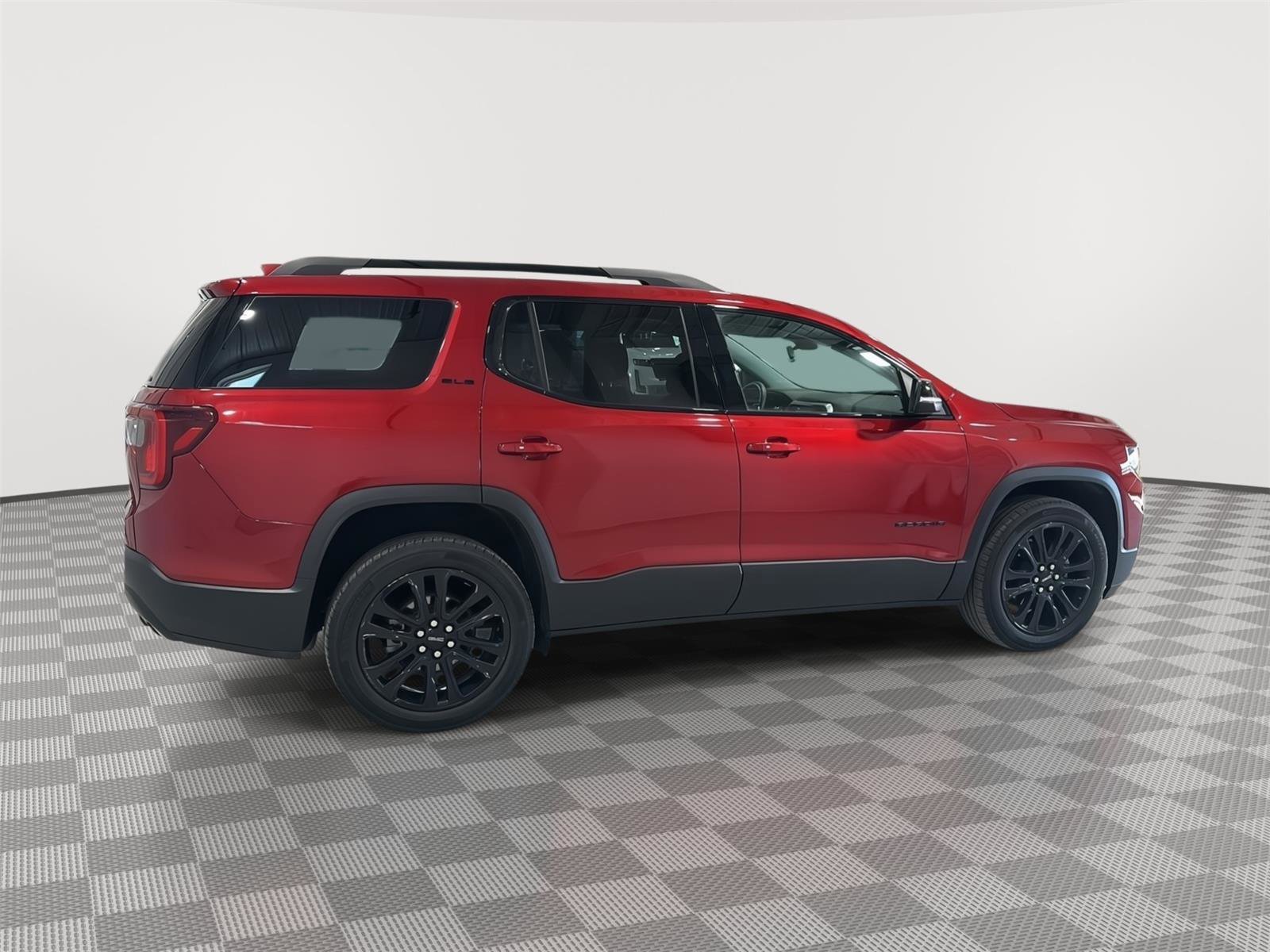 Used 2023 GMC Acadia SLE w/ Driver Convenience Package image 6