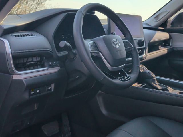 Certified 2026 Toyota Grand Highlander Platinum image 14