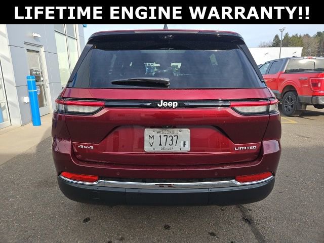 Used 2024 Jeep Grand Cherokee Limited w/ Luxury Tech Group II AWD/4WD image 6