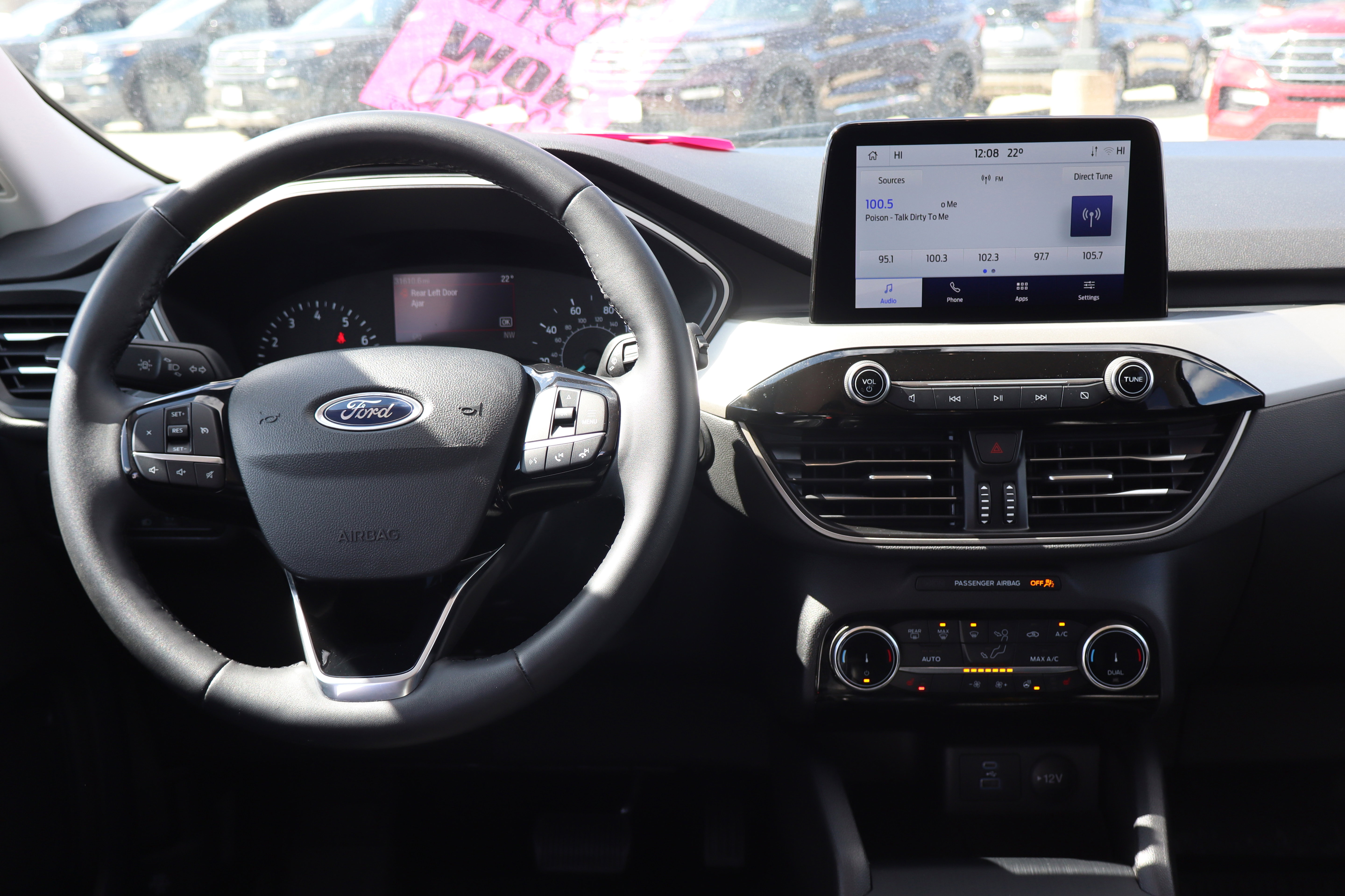 Used 2022 Ford Escape SEL image 17