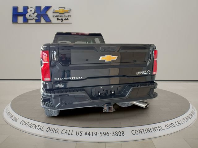 Used 2024 Chevrolet Silverado 2500 High Country AWD/4WD image 5