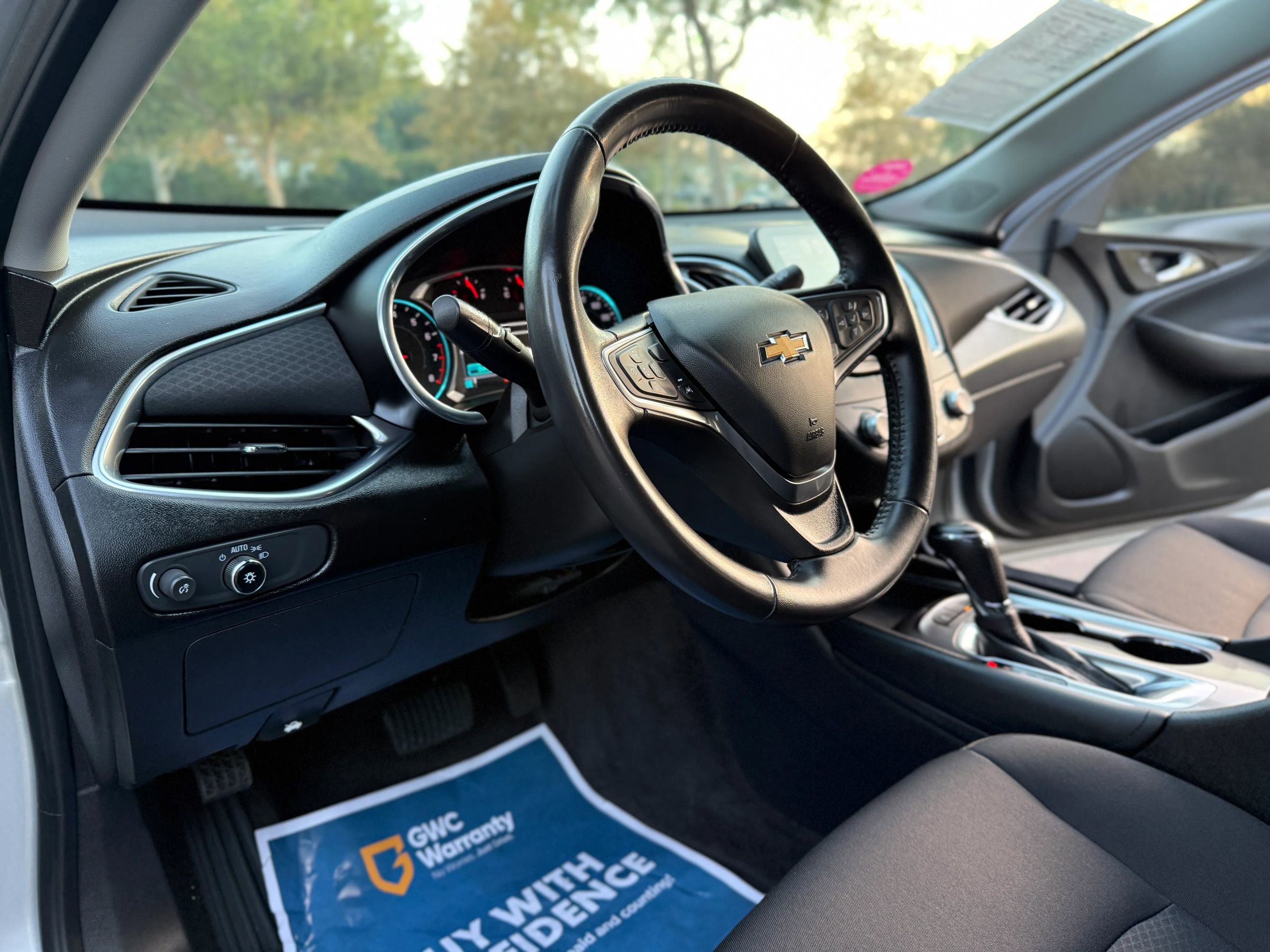 Used 2018 Chevrolet Malibu LT w/ Driver Confidence Package image 31