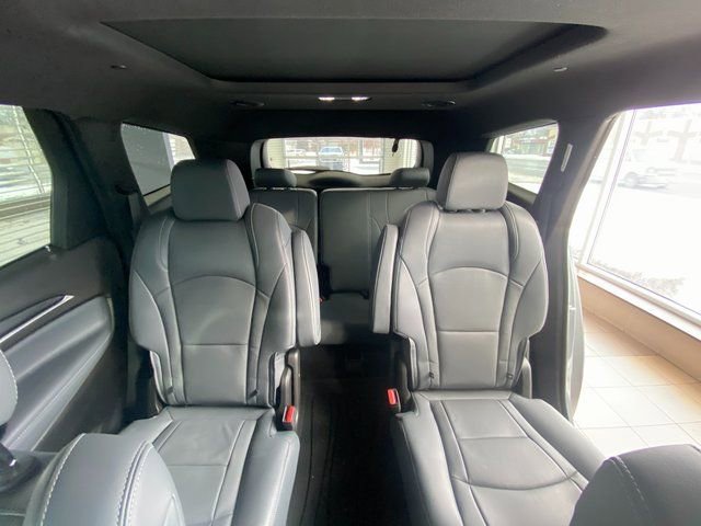 Certified 2024 Buick Enclave Essence w/ Experience Buick Package image 18