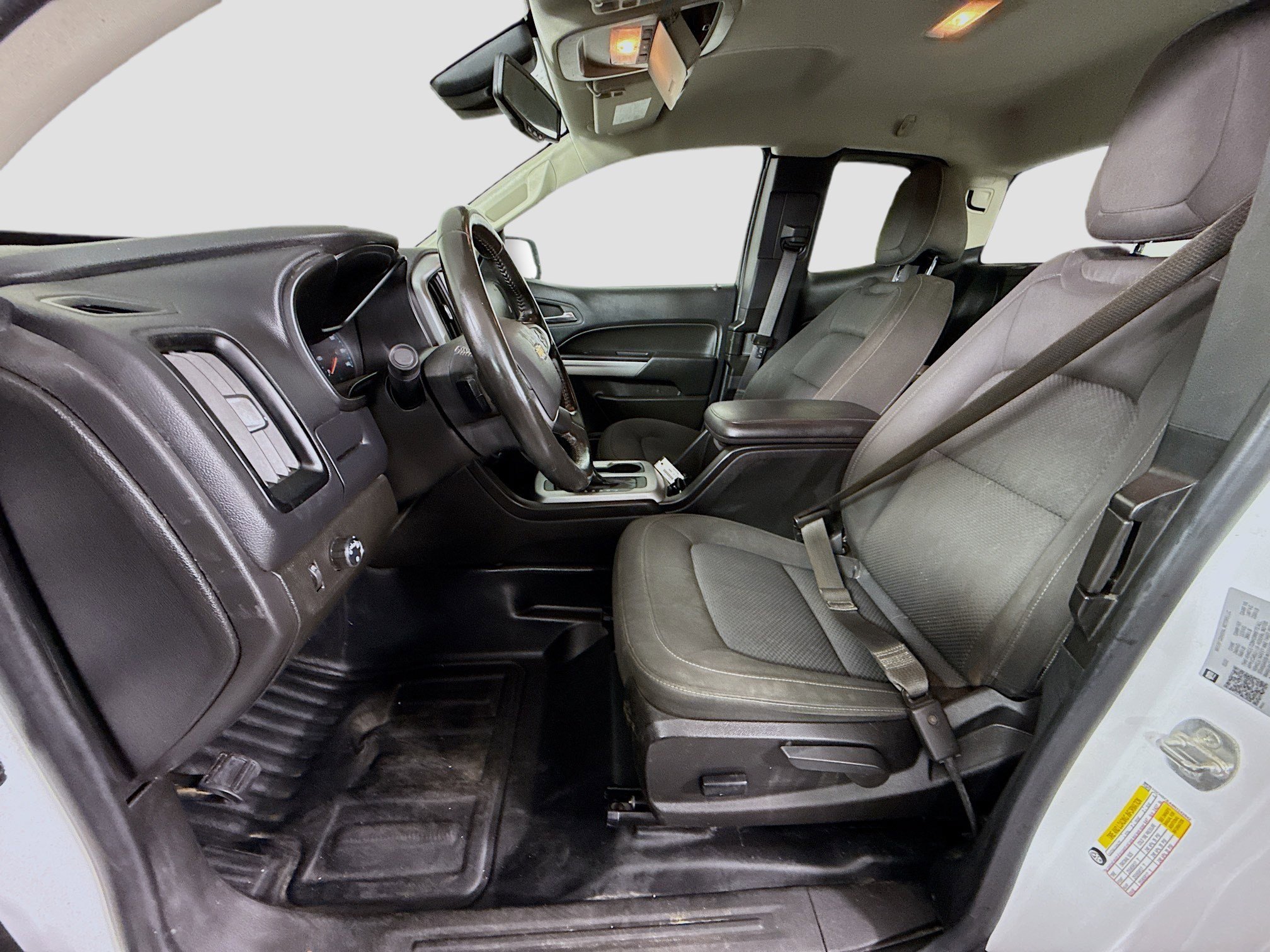 Used 2022 Chevrolet Colorado LT w/ Fleet Safety Package image 21