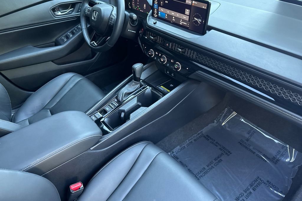 Certified 2025 Honda Accord Sport image 13