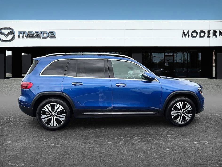 Used 2024 Mercedes-Benz GLB 250 4MATIC image 6