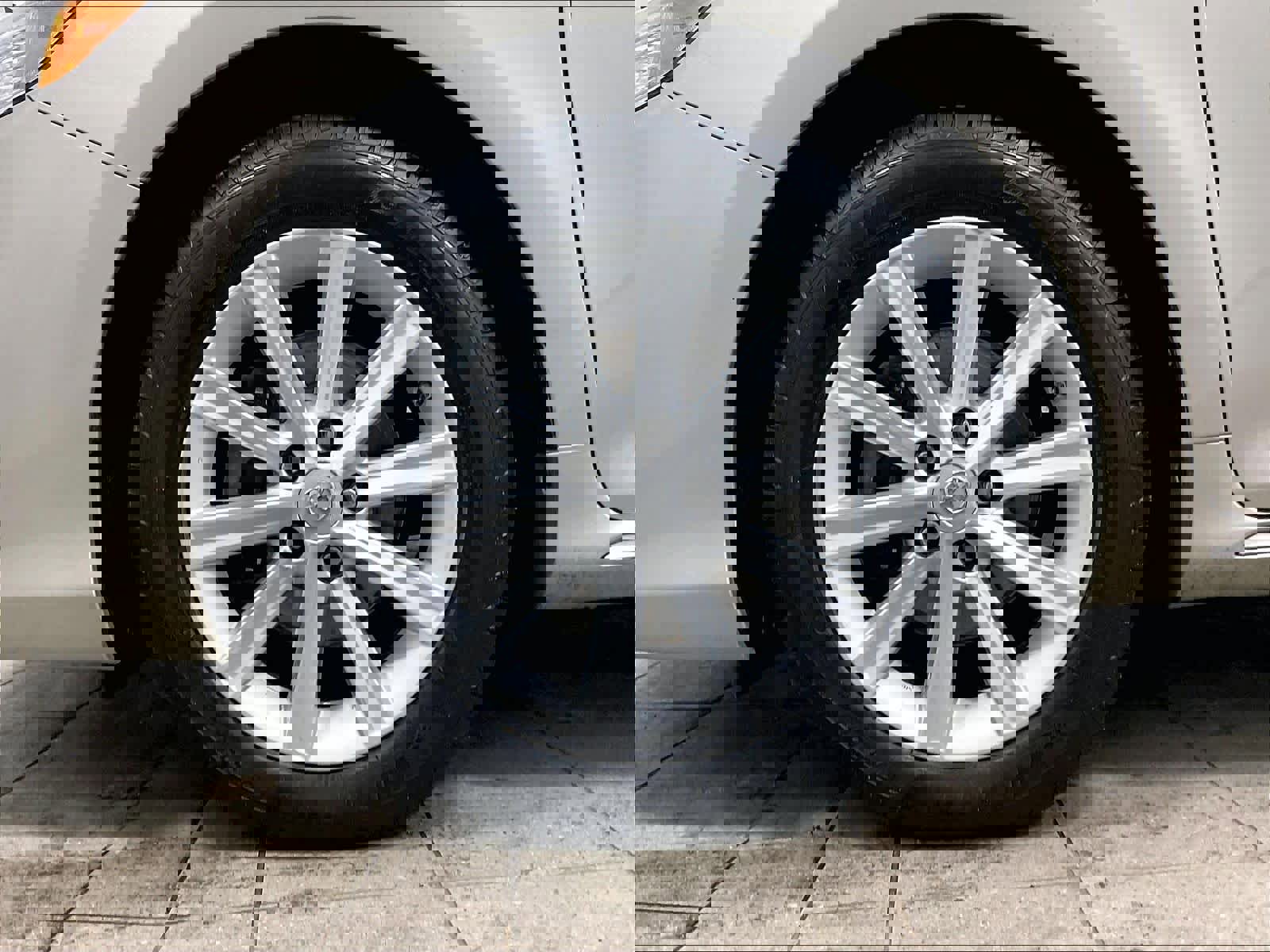 Used 2013 Toyota Camry XLE image 7