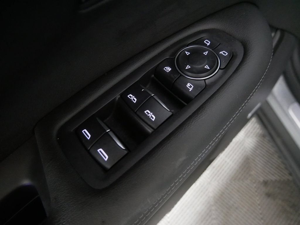 Used 2024 Cadillac XT6 Sport w/ Technology Package AWD/4WD image 16