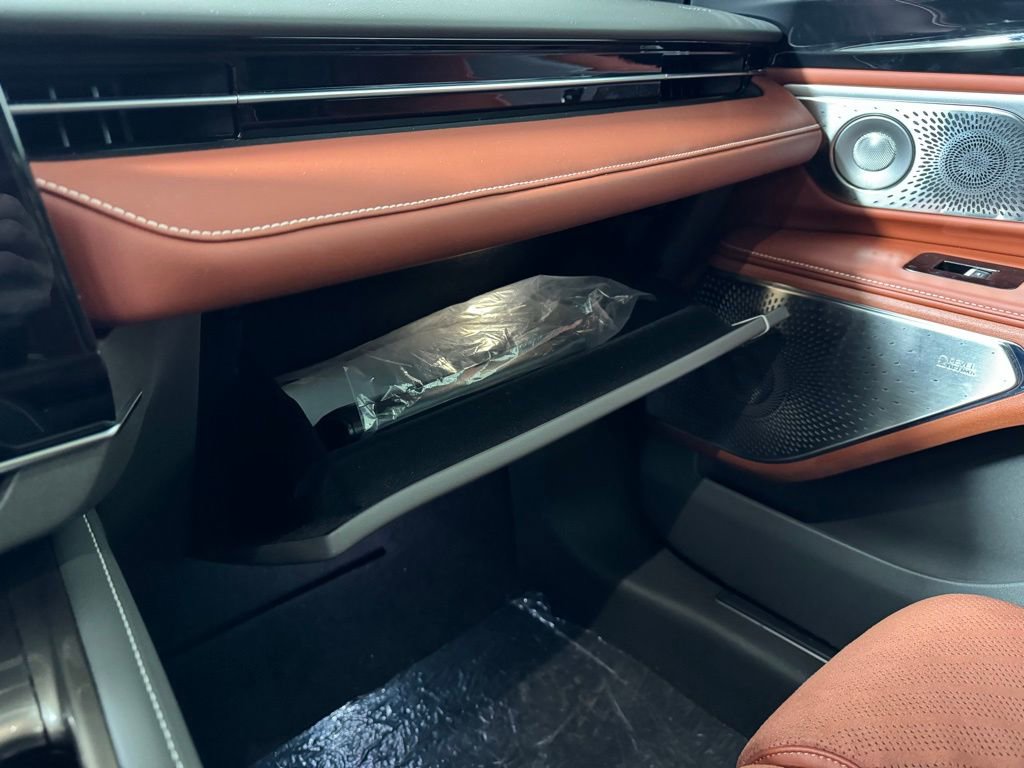 New 2024 Lincoln Nautilus Black Label w/ Jet Appearance Package (87T) image 46