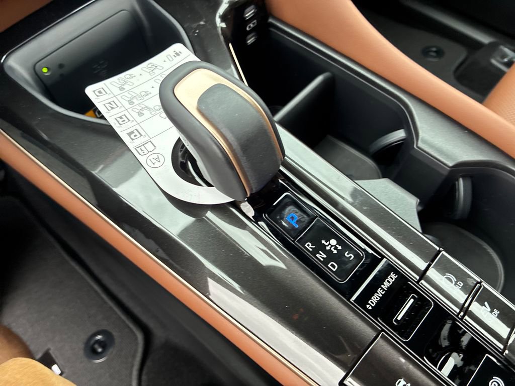 New 2026 Toyota Crown Signia image 27