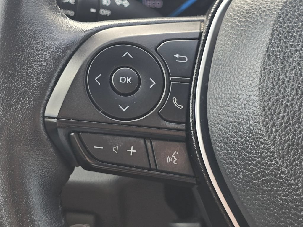 Used 2022 Toyota RAV4 Limited AWD/4WD image 36