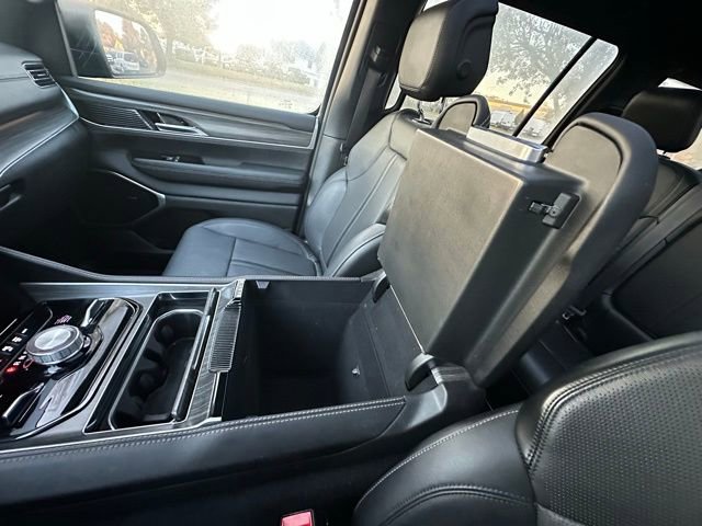 Used 2024 Jeep Wagoneer Series III w/ Premium Group I image 29