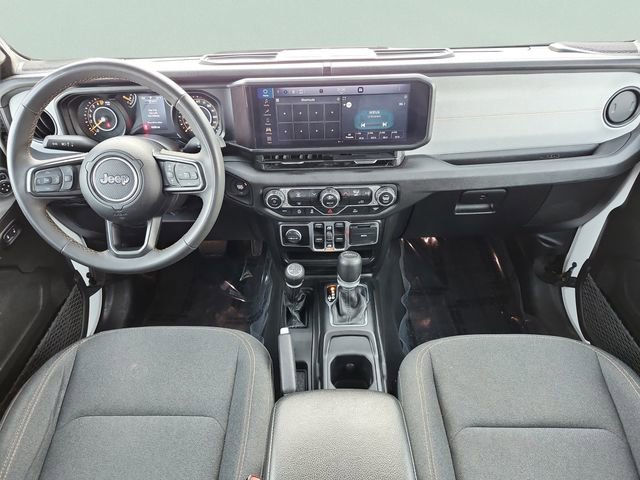 Used 2025 Jeep Gladiator Sport image 33