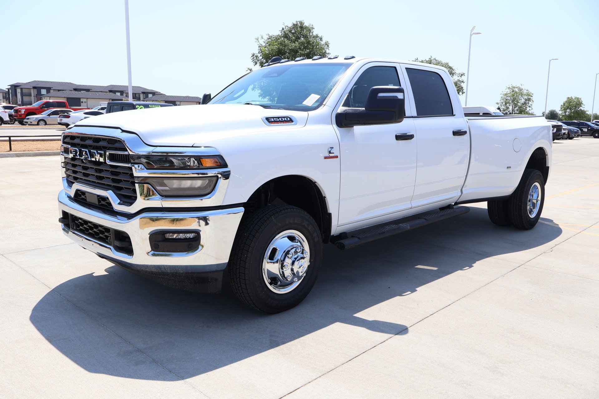 New 2026 RAM 3500 Tradesman AWD/4WD image 10