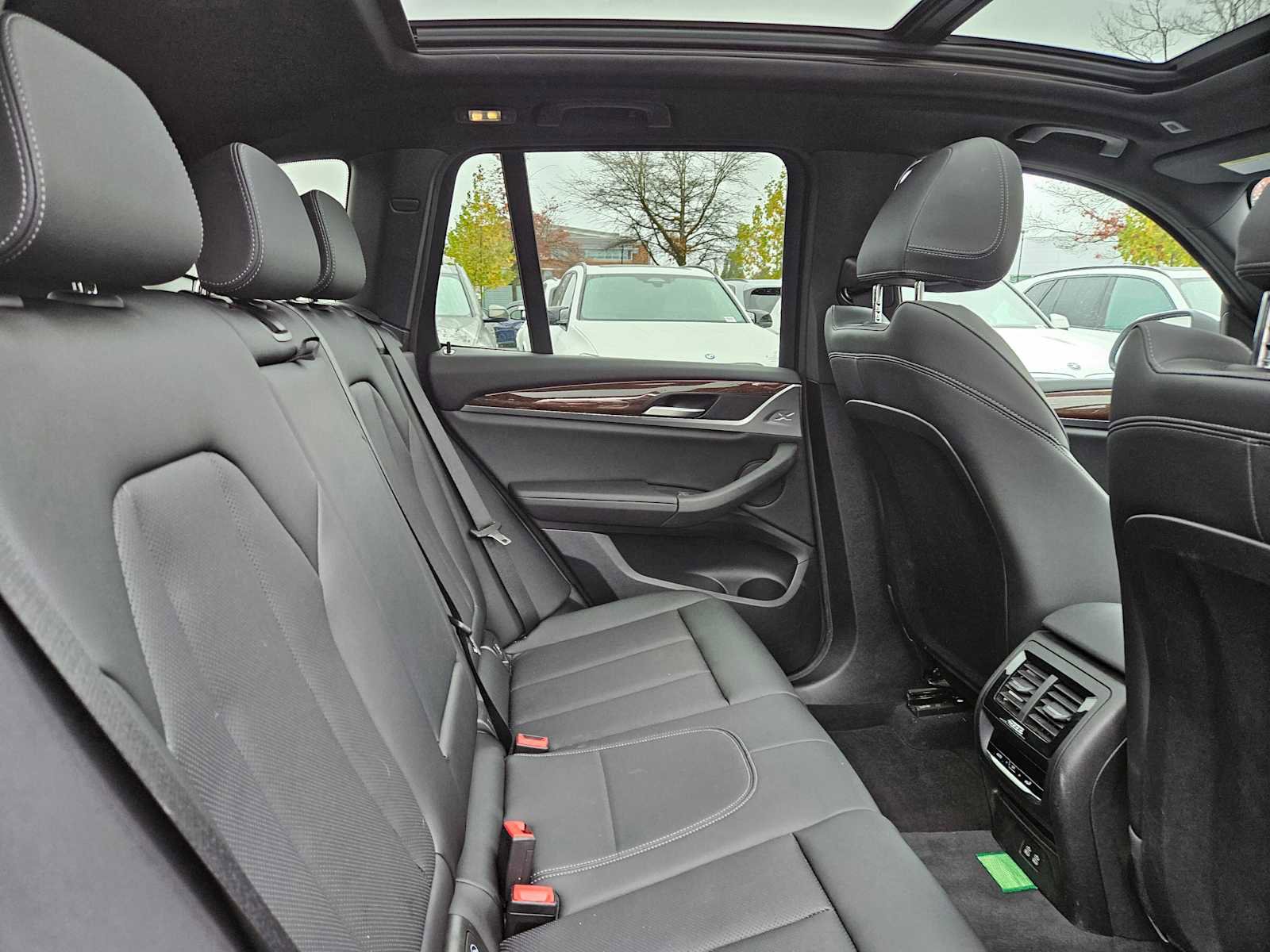 Used 2024 BMW X3 xDrive30i image 15