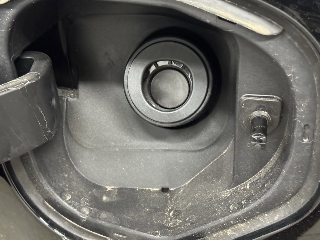 New 2025 GMC Canyon Elevation w/ Convenience Package image 19