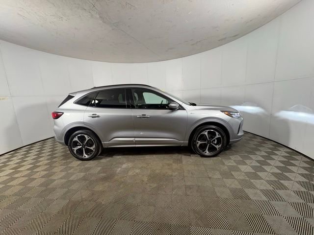 Used 2023 Ford Escape ST-Line Select w/ Tech Pack #2 image 6