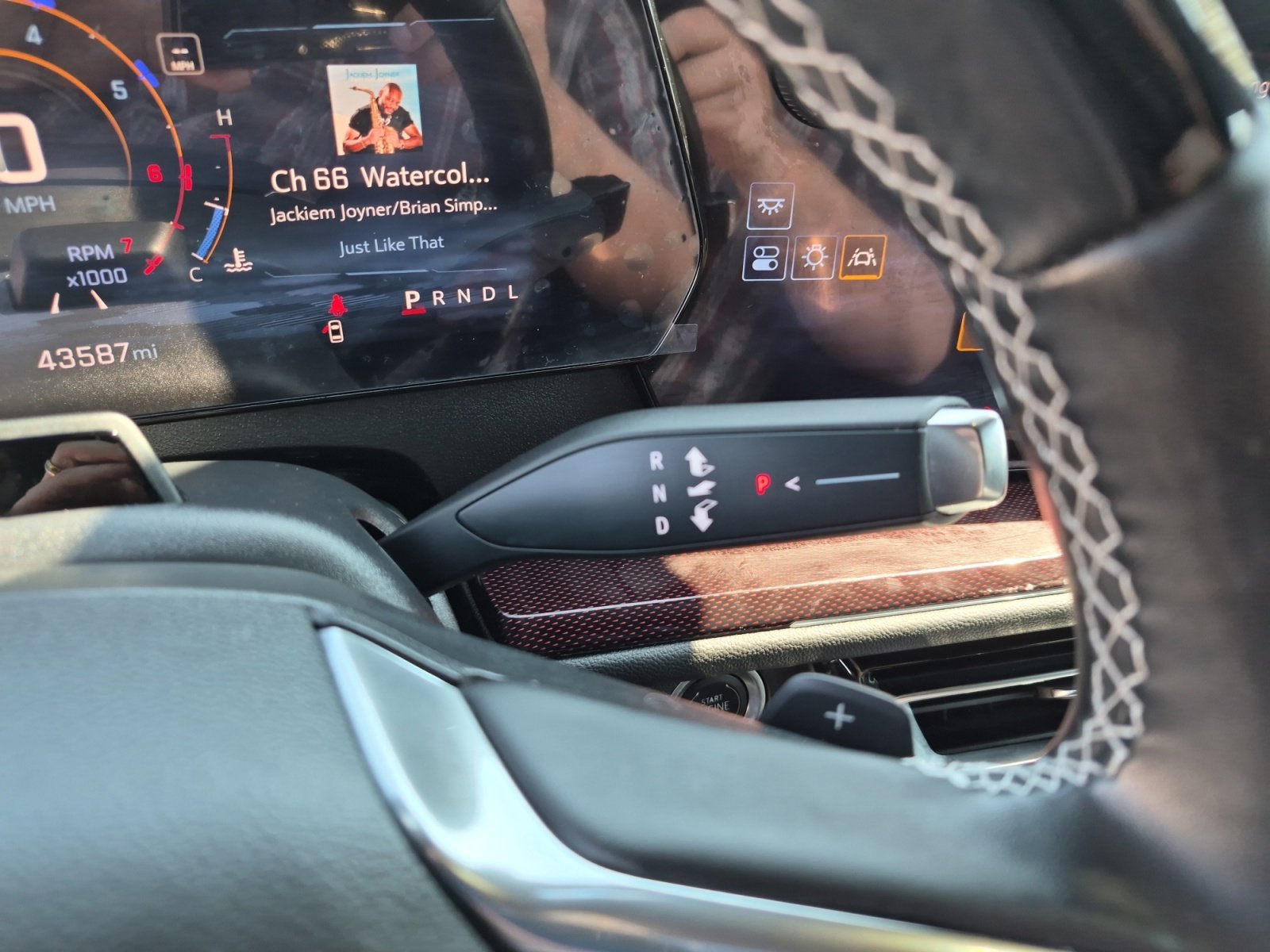 Used 2024 Chevrolet Traverse Z71 w/ Enhanced Driving Package image 21