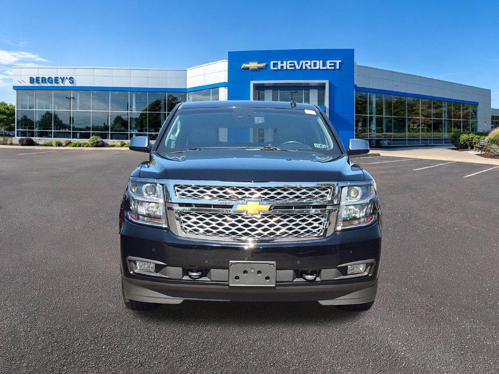 Certified 2017 Chevrolet Tahoe LT w/ Luxury Package AWD/4WD image 3