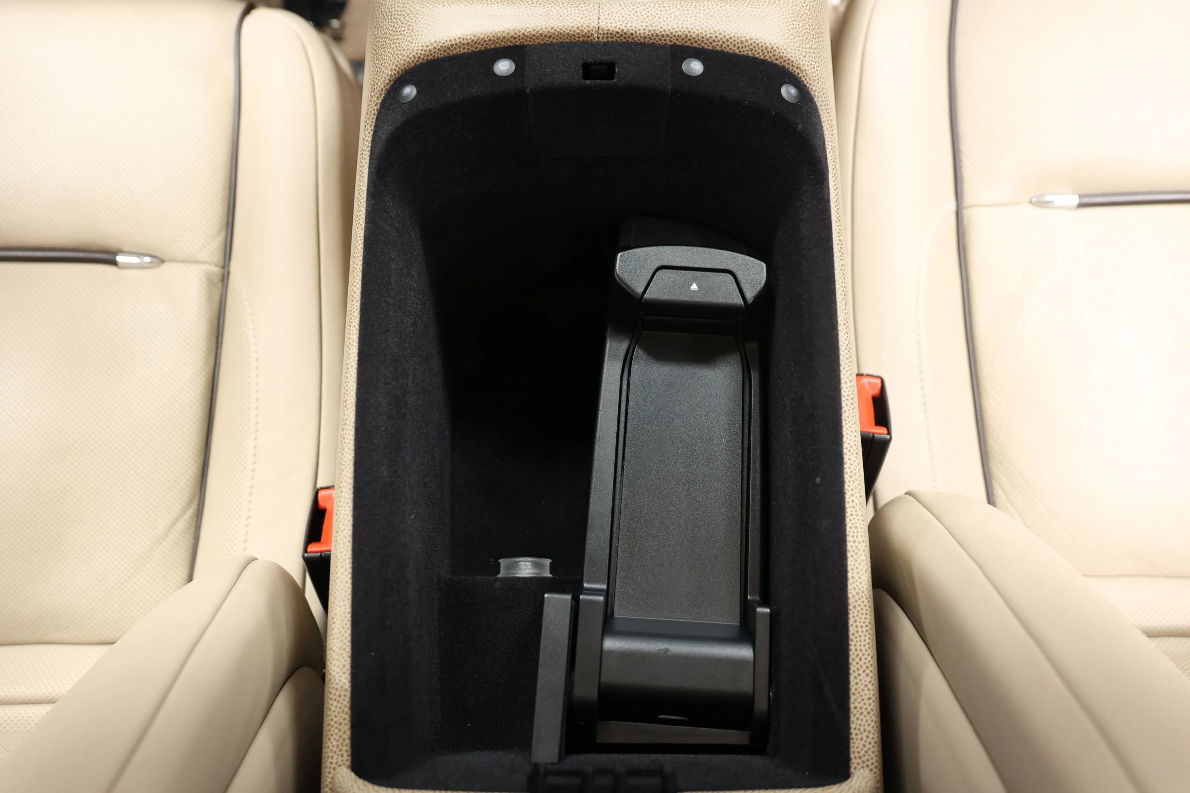 Used 2014 Rolls-Royce Wraith image 58