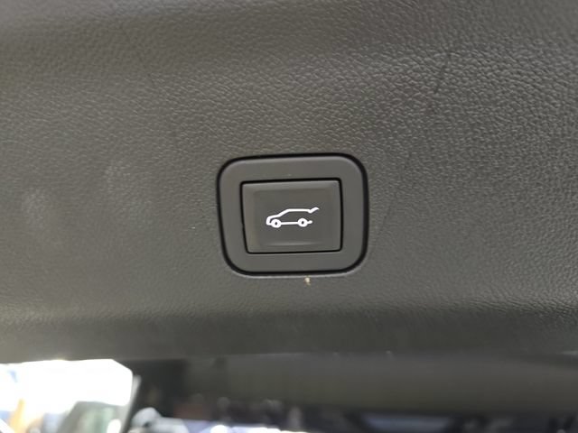 New 2026 Chevrolet Tahoe High Country AWD/4WD image 17