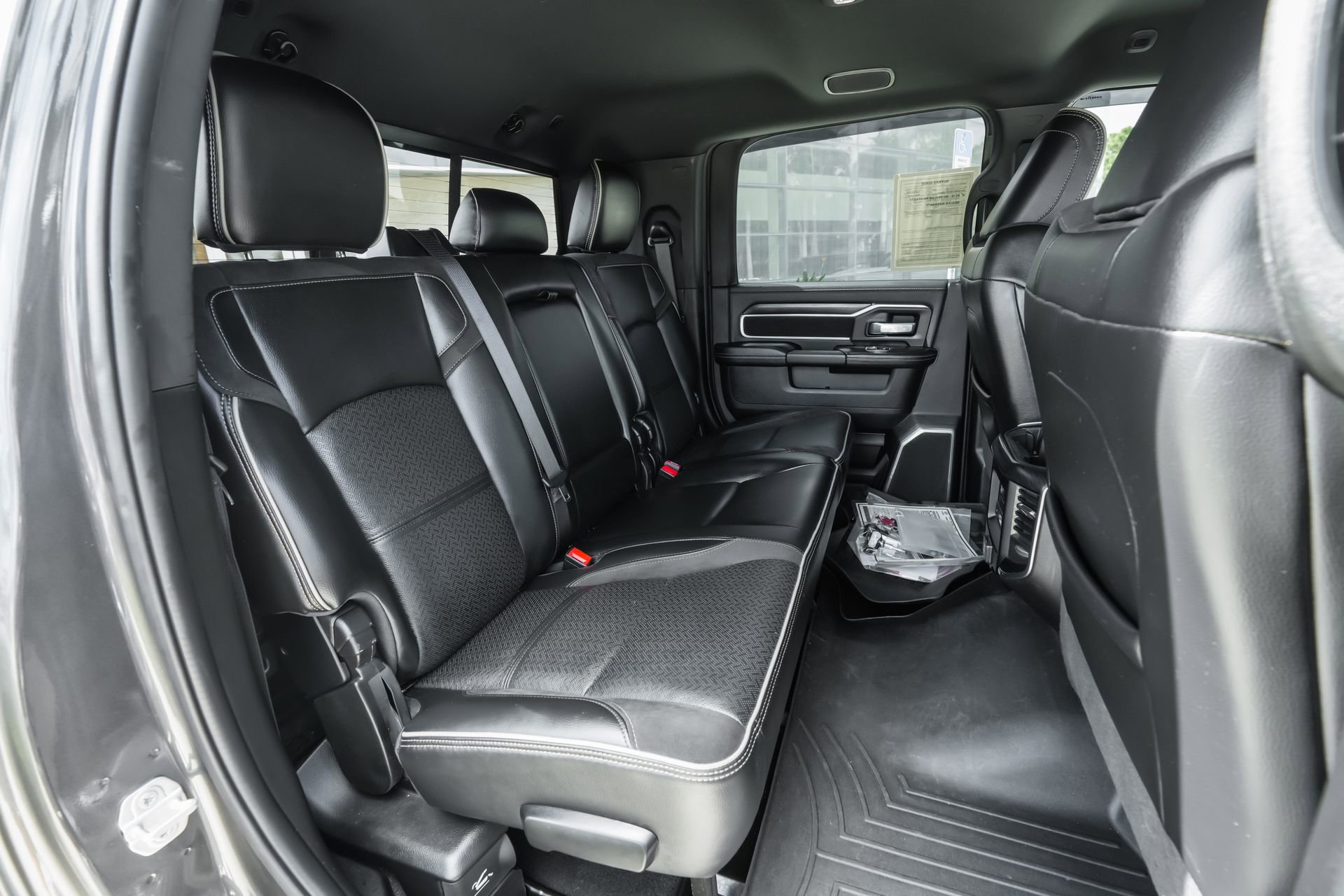 Used 2024 RAM 3500 Laramie w/ Night Edition image 39