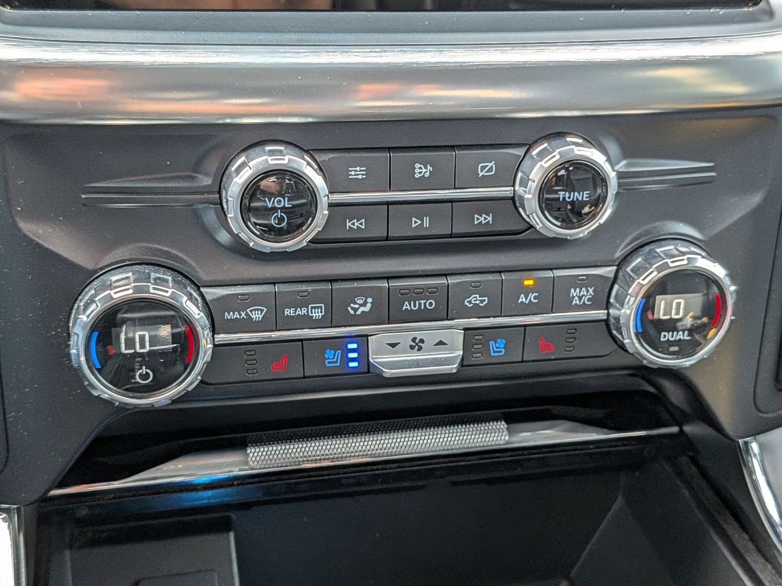 Used 2021 Ford F150 Lariat AWD/4WD image 25