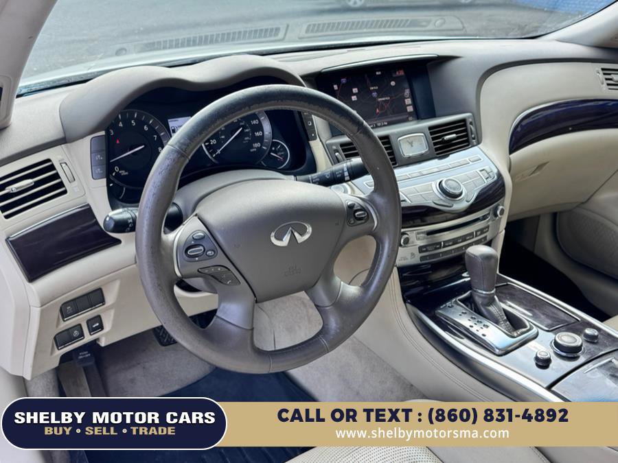 Used 2012 INFINITI M37 x w/ Premium Pkg image 9
