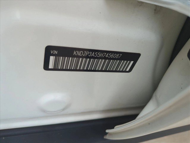 Used 2017 Kia Soul + w/ Designer's Package FWD image 23