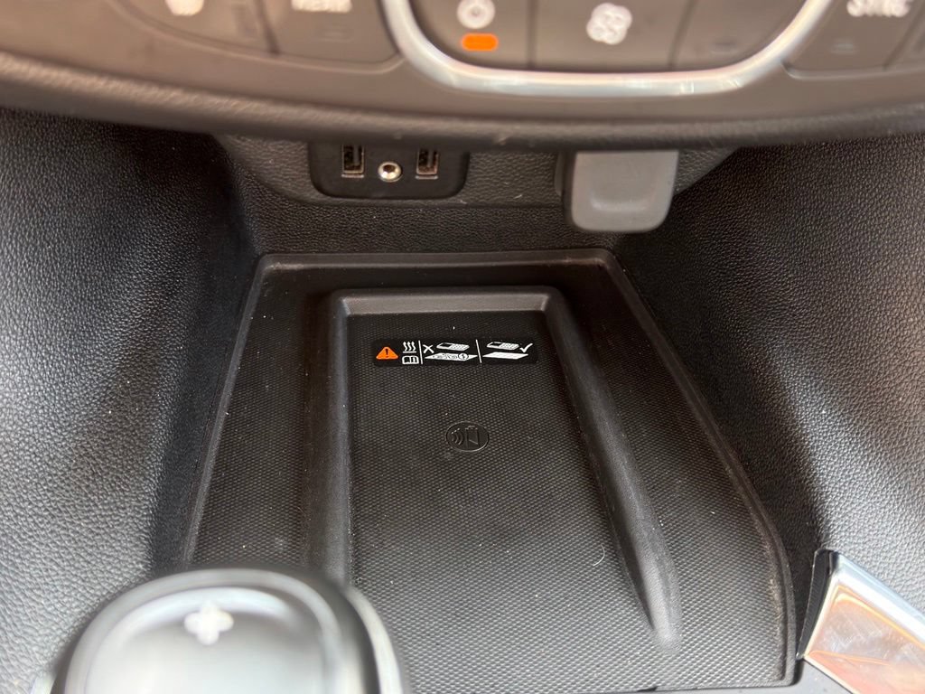 Used 2019 Chevrolet Traverse Premier AWD/4WD image 13