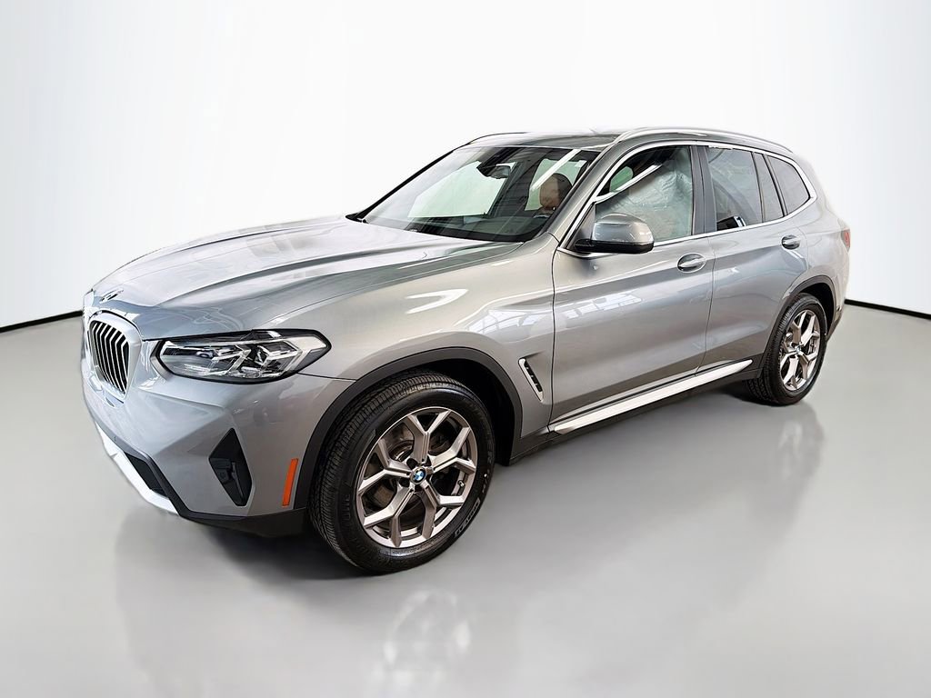 Used 2024 BMW X3 xDrive30i image 3