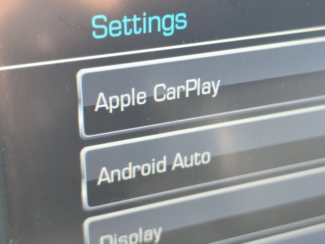 Used 2018 GMC Sierra 1500 SLT w/ SLT Premium Package image 4