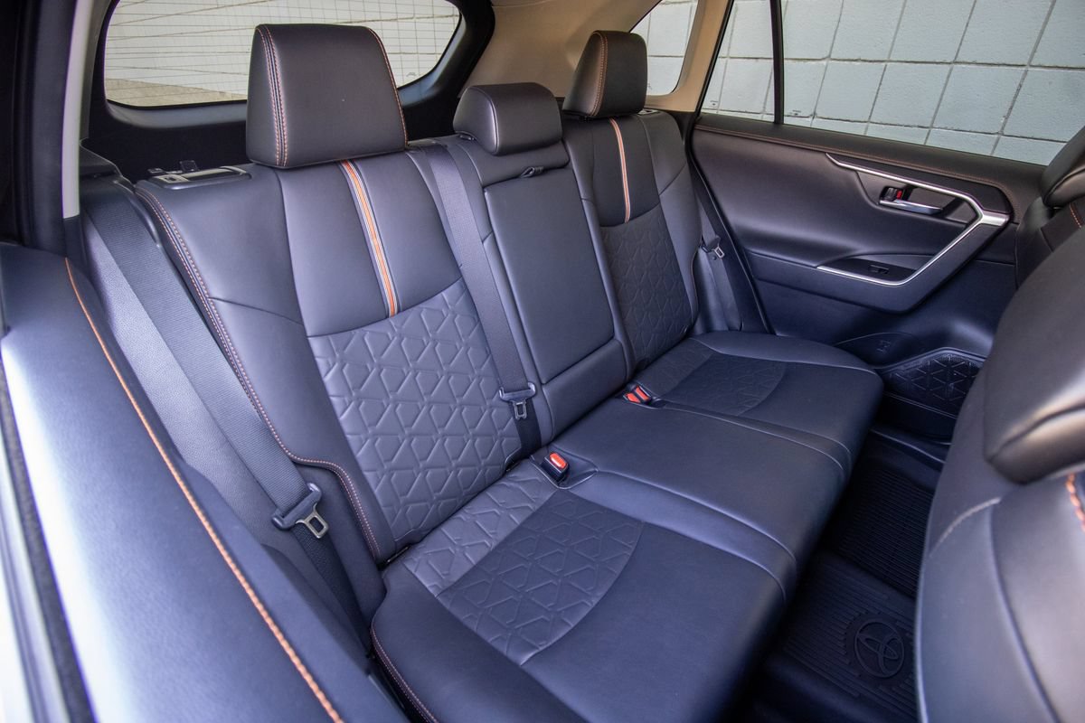 Used 2021 Toyota RAV4 Adventure AWD/4WD image 18