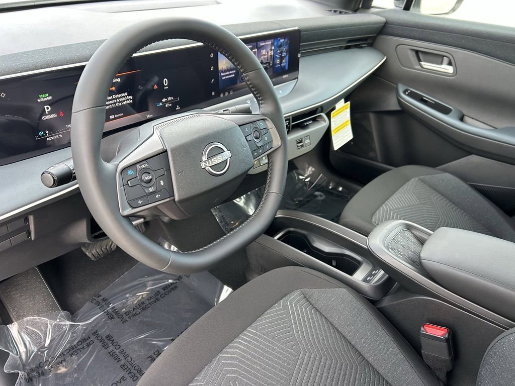 New 2026 Nissan Leaf w/ Illuminated Package image 15