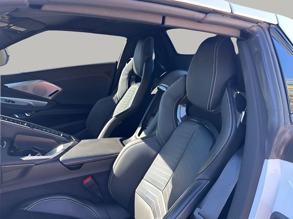 Used 2025 Chevrolet Corvette Stingray Preferred Conv w/ Z51 Performance Package image 17