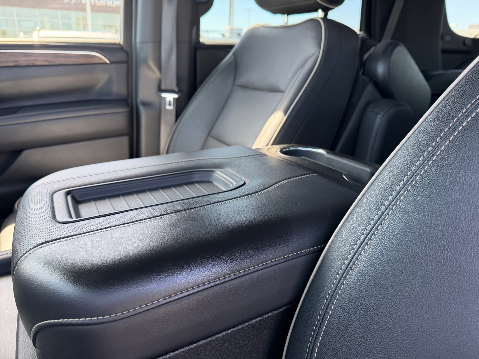 Used 2023 Chevrolet Tahoe Premier image 15