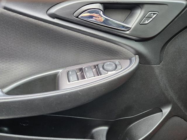 Used 2021 Chevrolet Malibu LT FWD image 11