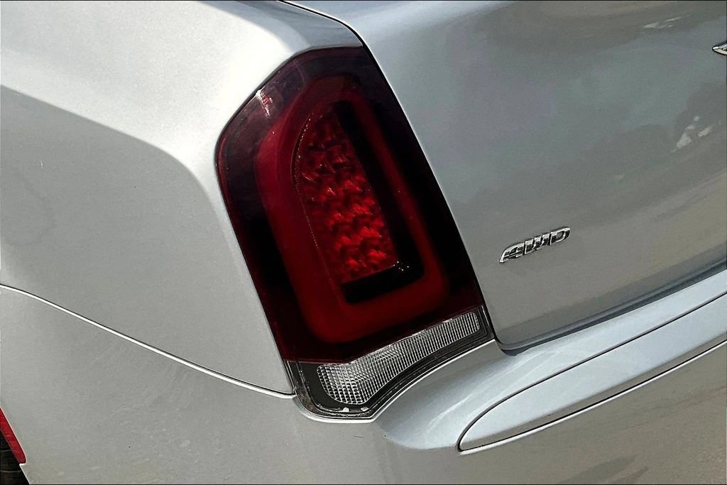 Used 2020 Chrysler 300 S AWD/4WD image 20