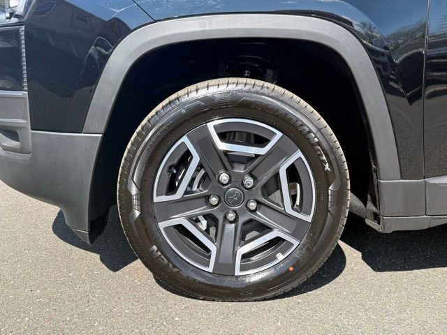 New 2026 Jeep Cherokee Limited AWD/4WD image 16