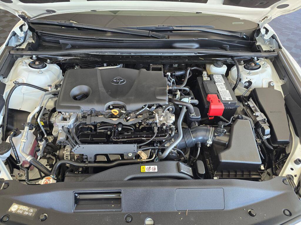 Used 2023 Toyota Camry SE AWD/4WD image 11