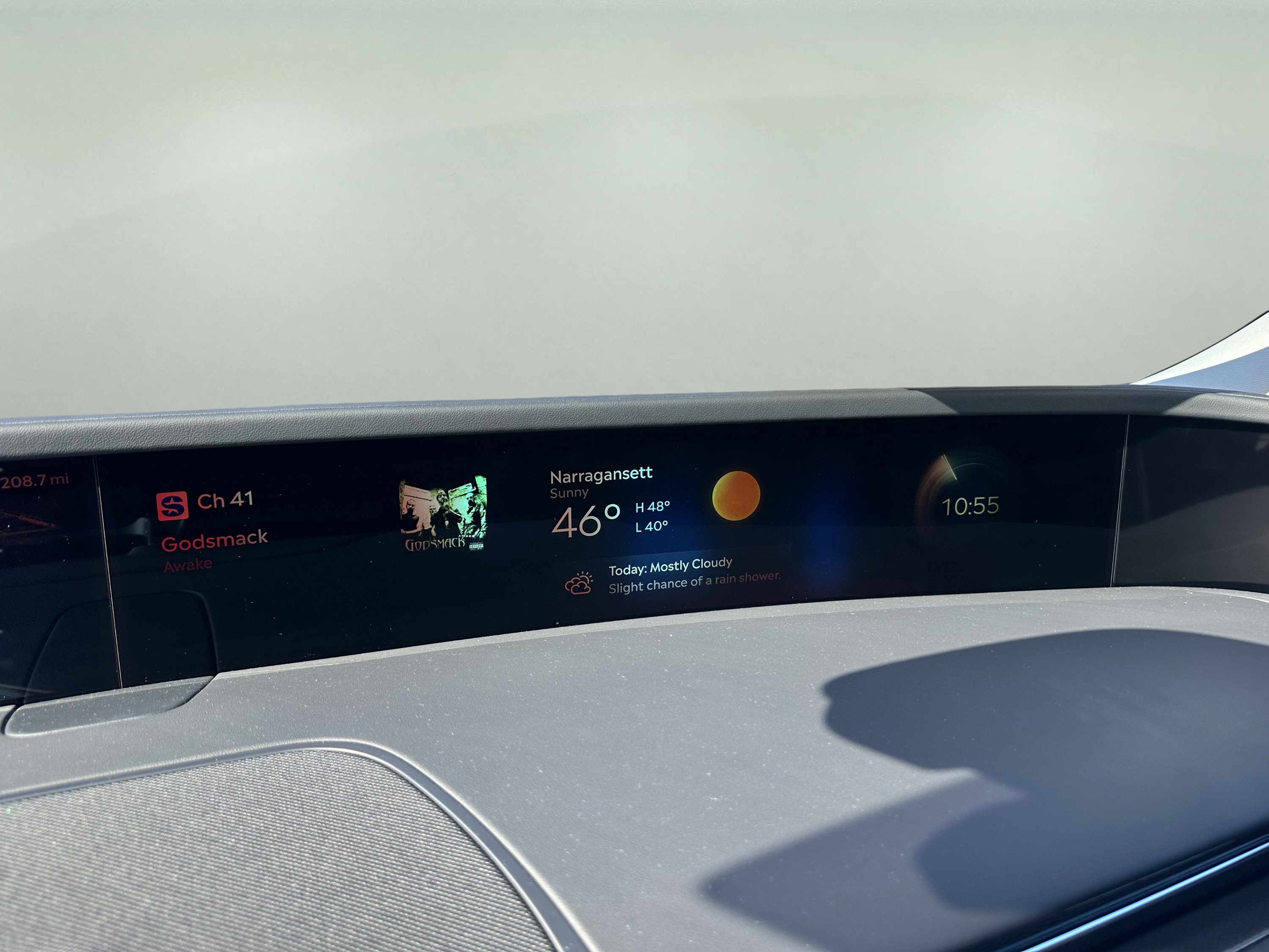 New 2026 Lincoln Nautilus Premier w/ Equipment Group 102A image 14