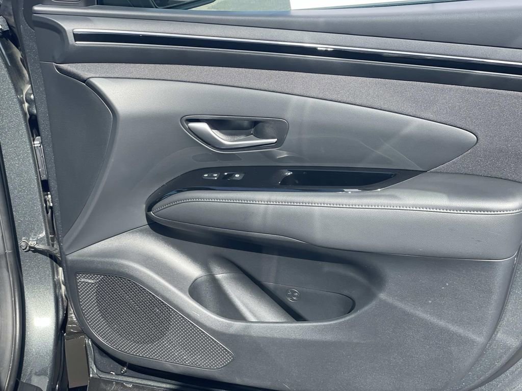 Certified 2024 Hyundai Tucson Limited image 28
